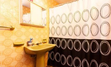 VENTA Casa 3/4 amb con fondo libre y cochera