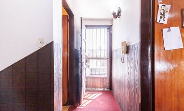 VENTA Casa 3/4 amb con fondo libre y cochera