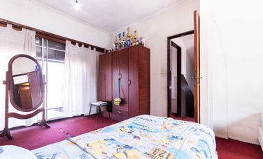 VENTA Casa 3/4 amb con fondo libre y cochera