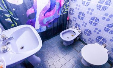 VENTA Casa 3/4 amb con fondo libre y cochera