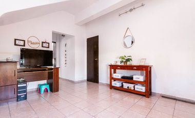 VENTA Casa 3/4 amb con fondo libre y cochera