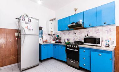 VENTA Casa 3/4 amb con fondo libre y cochera