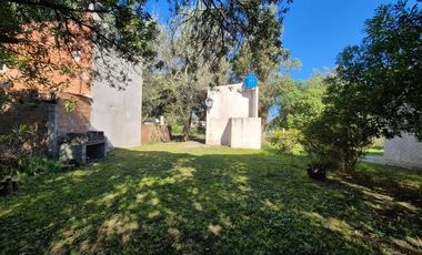 Venta casa dos ambientes a metros del Mar