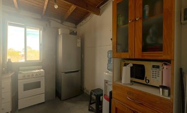 VENTA CASA, DEPARTAMENTO Y LOCAL 4 AMBIENTES