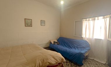 VENTA CASA, DEPARTAMENTO Y LOCAL 4 AMBIENTES