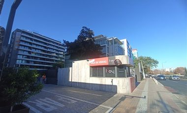 Local Comercial en Venta en Avenida Las Condes 10465
