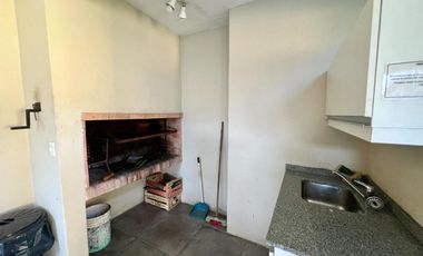 3 ambientes Punta Chica 2 Cocheras Pileta y balcon