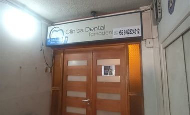 Local Comercial en Venta en Local galerías 1.100mt 2 pisos Plaza Curacavi sin comisión
