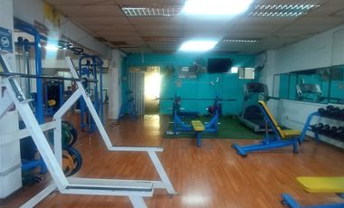 Local Comercial en Venta en Local galerías 1.100mt 2 pisos Plaza Curacavi sin comisión