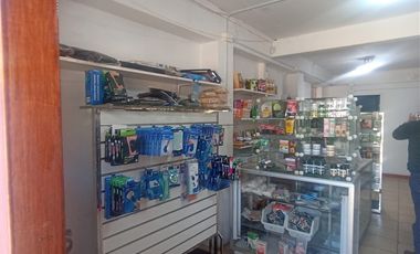 Local Comercial en Venta en Local galerías 1.100mt 2 pisos Plaza Curacavi sin comisión