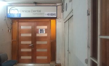 Local Comercial en Venta en Local galerías 1.100mt 2 pisos Plaza Curacavi sin comisión