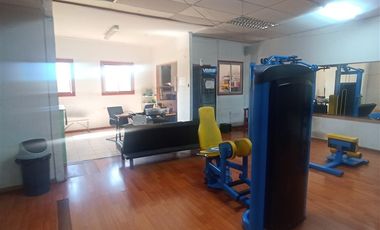 Local Comercial en Venta en Local galerías 1.100mt 2 pisos Plaza Curacavi sin comisión