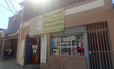Local Comercial en Venta en Local galerías 1.100mt 2 pisos Plaza Curacavi sin comisión