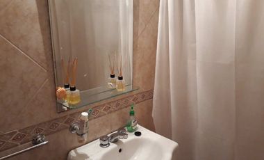 VENTA PH 2 PISOS 3 AMB MUNRO REFACCIONADO RETASADO