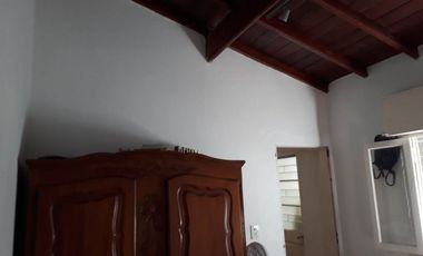 VENTA PH 2 PISOS 3 AMB MUNRO REFACCIONADO RETASADO