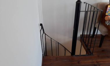 VENTA PH 2 PISOS 3 AMB MUNRO REFACCIONADO RETASADO