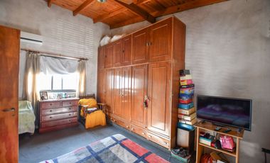 CASA A LA VENTA 3 DORMITORIOS, LA PLATA