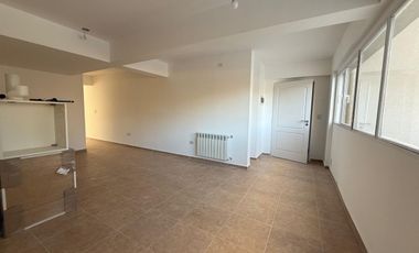 VENTA OFICINA SOBRE CALLE JUJUY 324