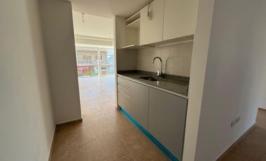 VENTA OFICINA SOBRE CALLE JUJUY 324