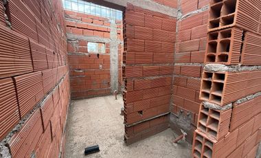 VENTA CASA 3 DORMITORIOS A TERMINAR