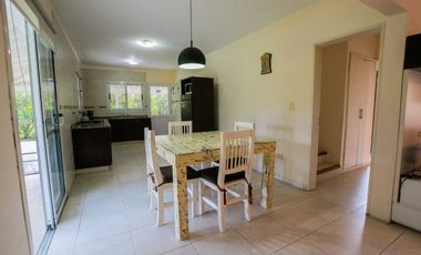 Venta Casa Dúplex en Barrio Privado 