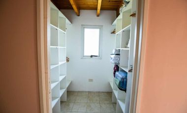 Venta Casa Dúplex en Barrio Privado 