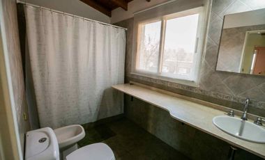 Venta Casa Dúplex en Barrio Privado 