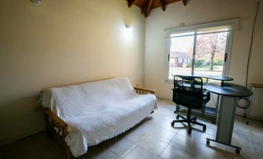 Venta Casa Dúplex en Barrio Privado 