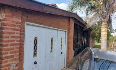 Venta de casa 4 ambientes en Escobar con garage