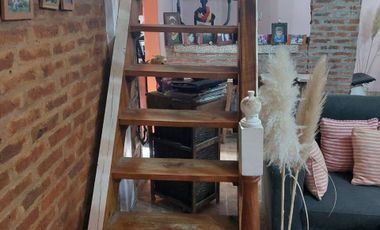 Venta de casa 4 ambientes en Escobar con garage