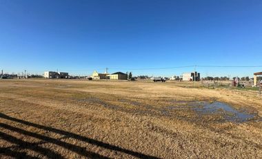 LOTE EN VENTA FINCAS DE SAN VICENTE SECTOR LAGUNA