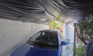 CASA TIPO CHALET, 4 AMBIENTES,CON PILETA Y QUINCHO