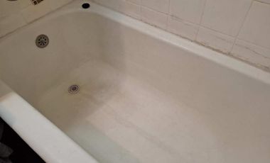 VENTA CASA EN DOS PLANTAS 5 AMBIENTES, TURDERA.