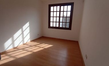 Alquiler departamento 2 ambientes Morón Centro