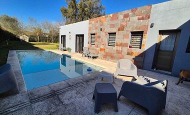 ALQUILER DE CASA EN PILAR