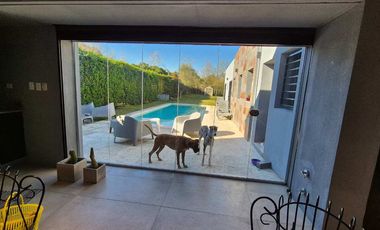 ALQUILER DE CASA EN PILAR