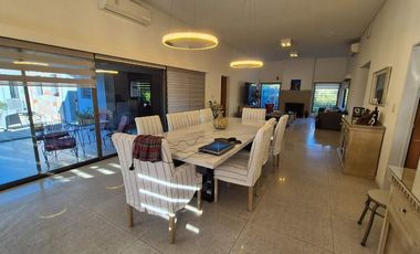 ALQUILER DE CASA EN PILAR