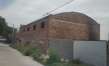 ALQUILER AMPLIO GALPON DEPOSITO BARRIO SAN VICENTE