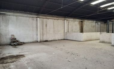 ALQUILER AMPLIO GALPON DEPOSITO BARRIO SAN VICENTE