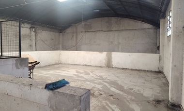 ALQUILER AMPLIO GALPON DEPOSITO BARRIO SAN VICENTE