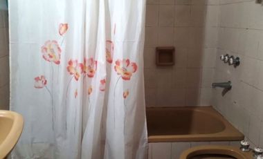 CASA 3 AMB CON LOCAL, GARAJE, PATIO Y TERRAZA