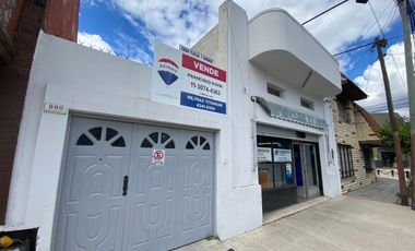 CASA 3 AMB CON LOCAL, GARAJE, PATIO Y TERRAZA