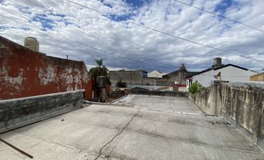 CASA 3 AMB CON LOCAL, GARAJE, PATIO Y TERRAZA