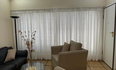 CASA EN VENTA C/AMPLIO FONDO Y QUINCHO-AVELLANEDA