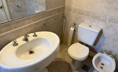 PH 3 AMB. TIPO CASA, CON ENTRADA INDEP CON TERRAZA