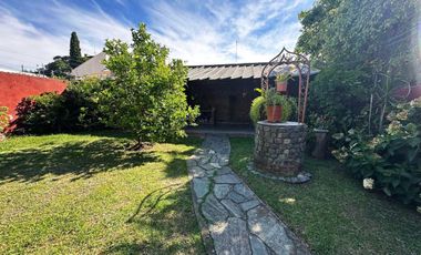 Casa en venta 4 amb cochera y jardin