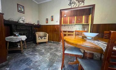 Casa en venta 4 amb cochera y jardin