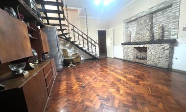 Casa en venta 4 amb cochera y jardin