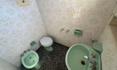 Casa en venta 4 amb cochera y jardin