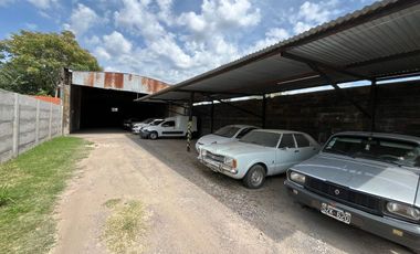 VENTA LOTE CON TECHO PARABÓLICO Y GALERÍA